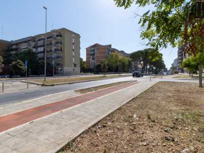 ...imbocchiamo via Caldarola per girare per� dopo pochi metri sulla destra...